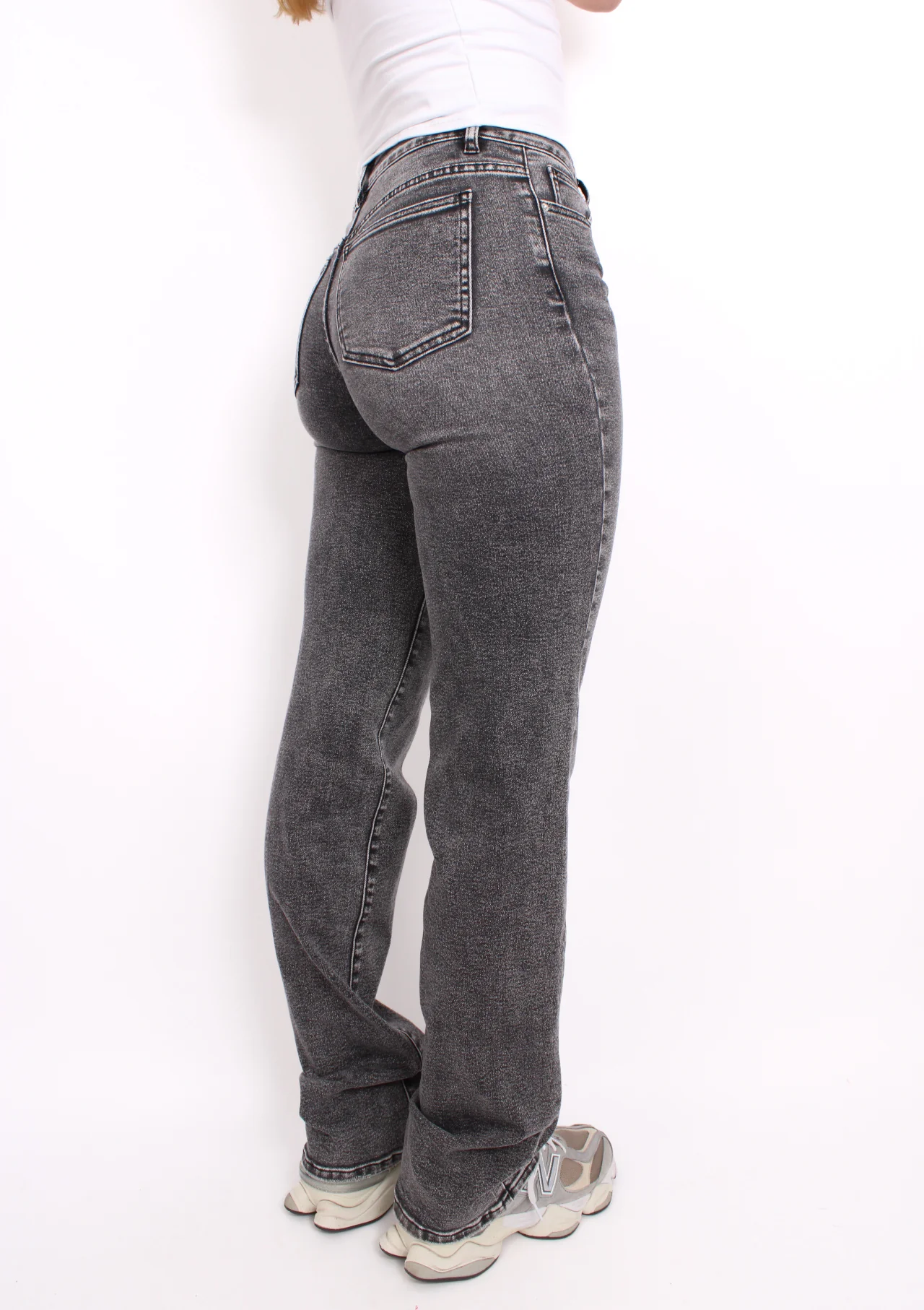 ''EXTRA TALL'' MID WAIST JEANS - GREY - Image 3