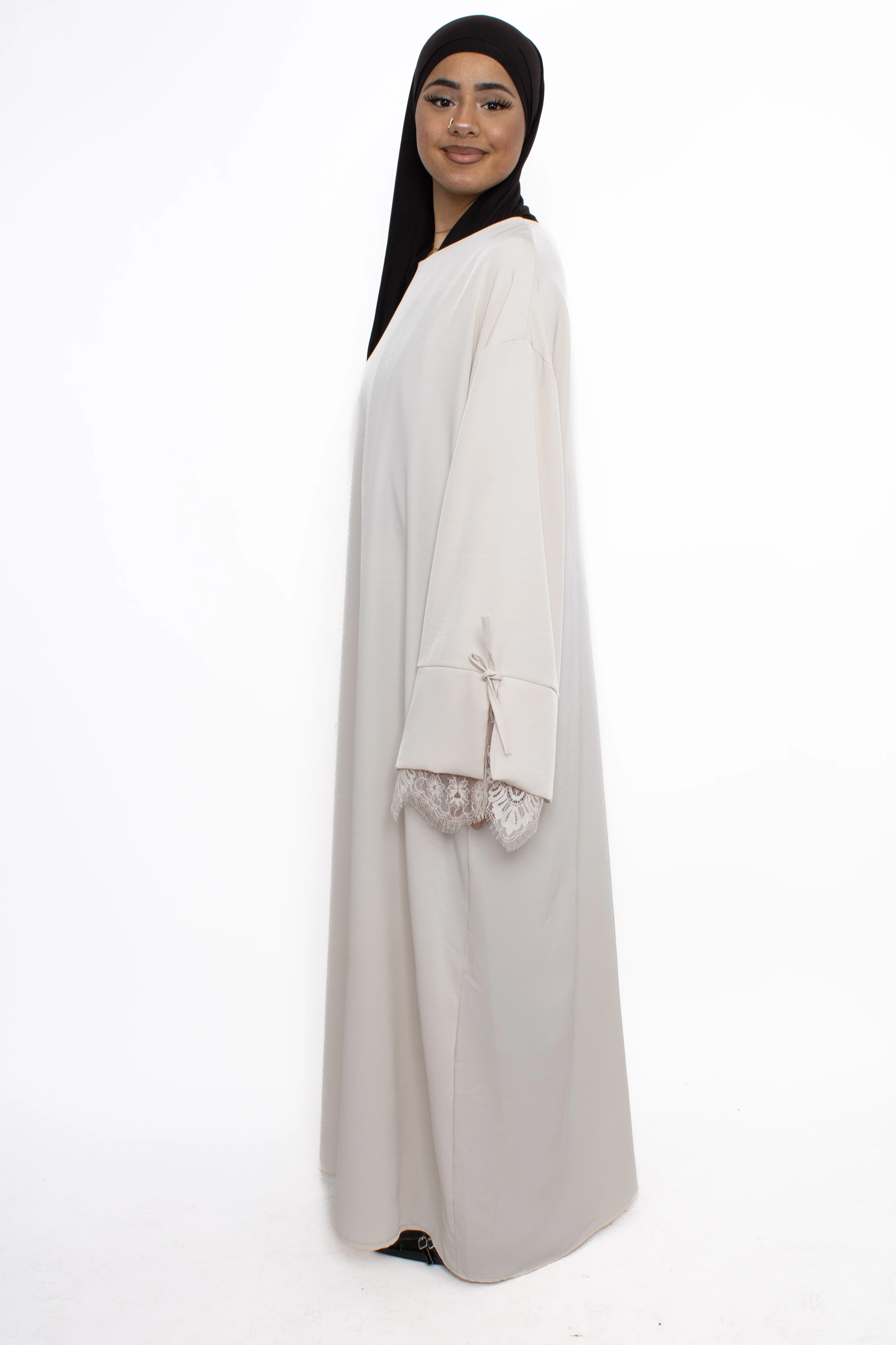 LACE ELEGANCE DRESS - Image 12