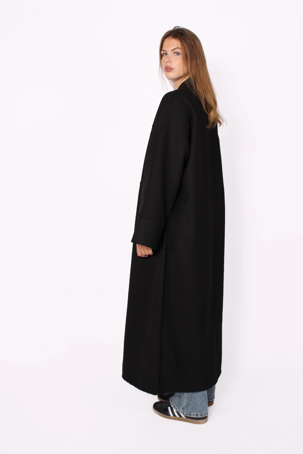 “TALL” NYLA KIMONO - BLACK - Image 6