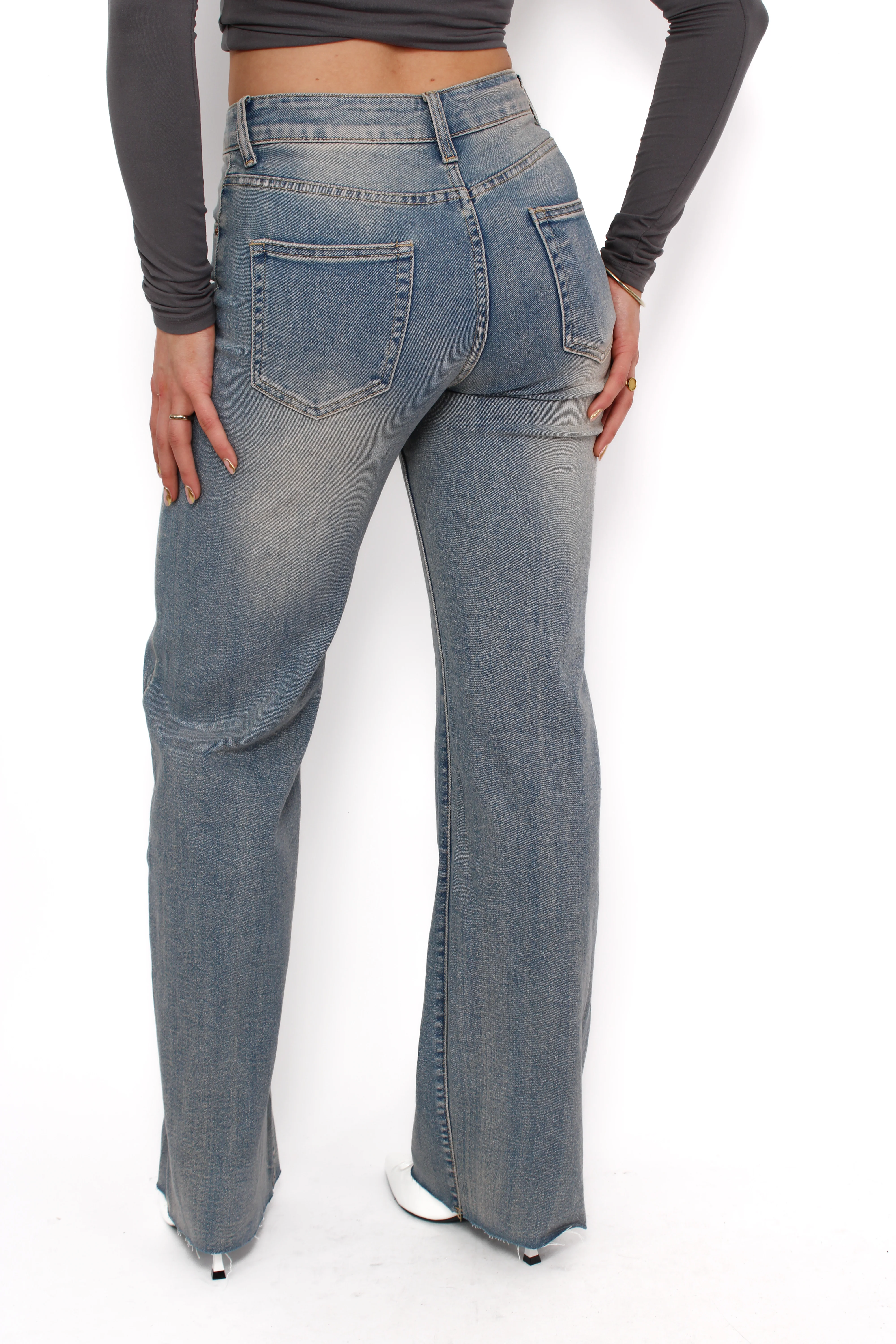 ''TALL'' WIDE LEG MID WAIST JEANS 1077 - VINTAGE WASH - Image 4